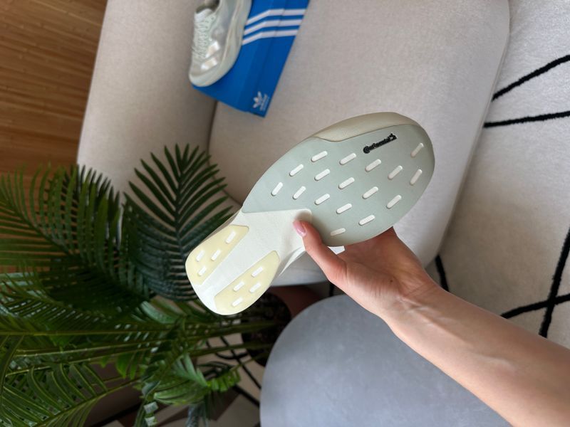 Кросівки Adidas Adizero Evo SL Light Green/Silver Metallic 21399-Сріблястий-36 фото
