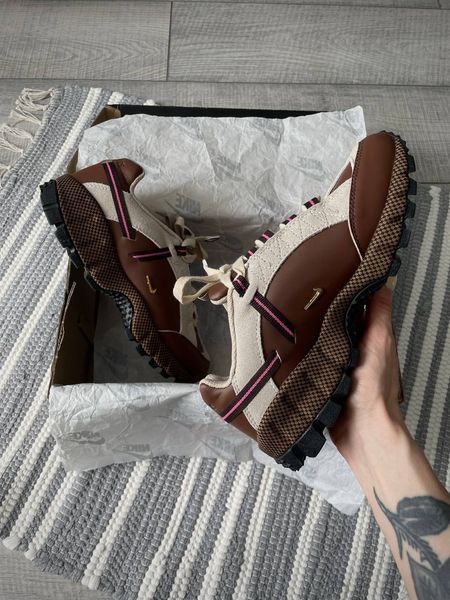 Кросівки Nike Air Humara LX Jacquemus Brown Gold WMNS 10491-Коричневий-38 фото