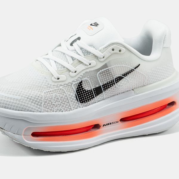 Кросівки Nike Vomero Premium Alabaster 24343-37 фото