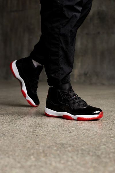 Кросівки Jordan 11 Retro White Black Red 01748-Чорний-40 фото