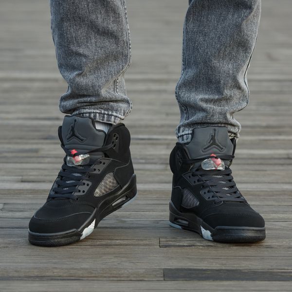Кросівки Air Jordan 5 Black White 18408-Чорний-40 фото