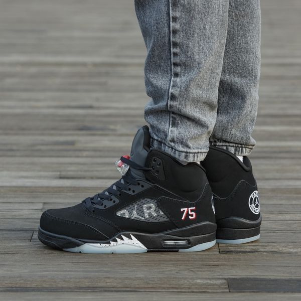 Кросівки Air Jordan 5 Black White 18408-Чорний-40 фото