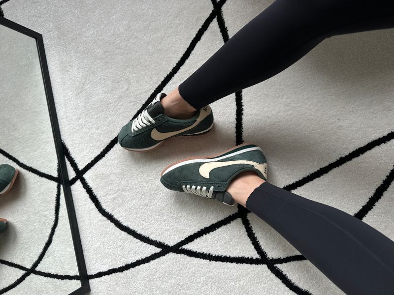 Кросівки Nike Cortez Vintage Green Gum Suede 21403-Хакі-37 фото