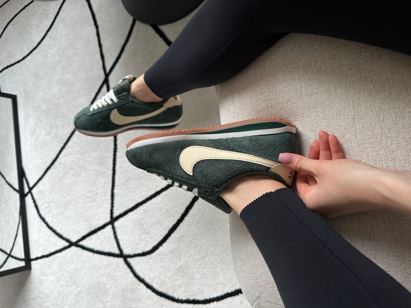 Кросівки Nike Cortez Vintage Green Gum Suede 21403-Хакі-37 фото