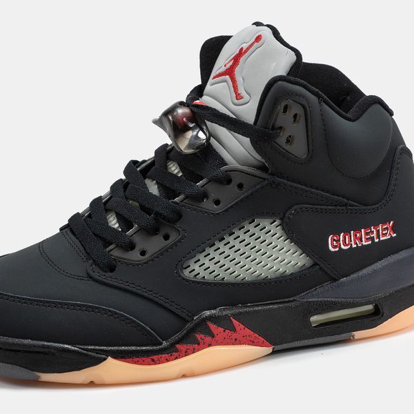 Кросівки Nike Air Jordan 5 Retro Off Noir Gore-Tex 19498-Чорний-36 фото