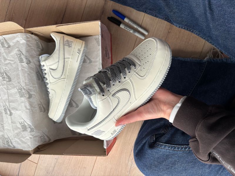 Кросівки Nike Air Force 1 Low x Undefeated White Grey 24313-Білий-44 фото